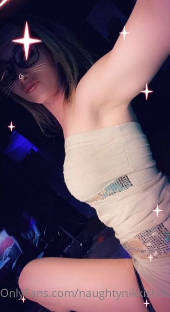 Full leaked Naughtynikkishouse private photo