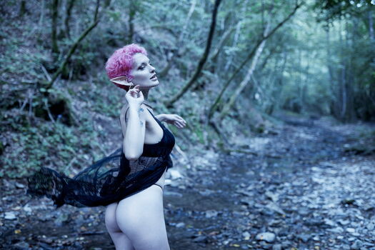 Full leaked Nausicaarondina page private onlyfans photo