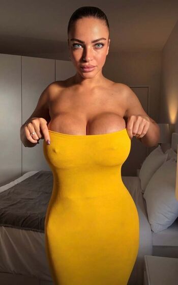Full leaked Naya vee private photo