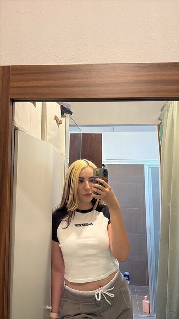 Full leaked Nayaleta private photo