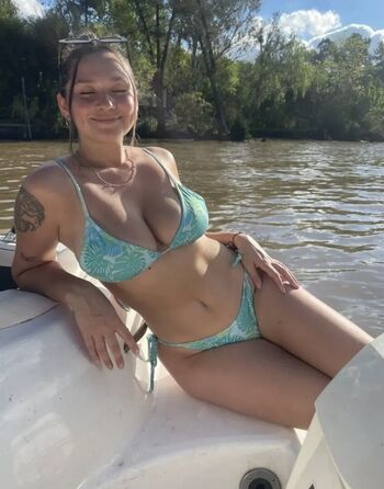 Full leaked Nayybelen private photo
