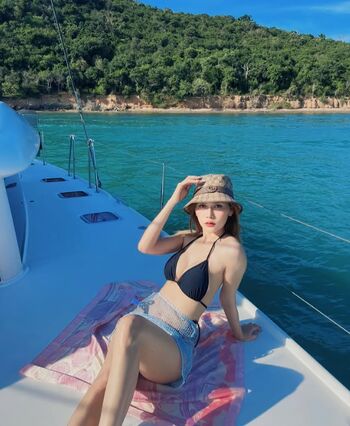 Full leaked Nayzzii private onlyfans photo