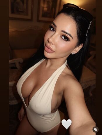 Full leaked Neaasrv private photo