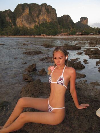 Full leaked Neekaxox private photo