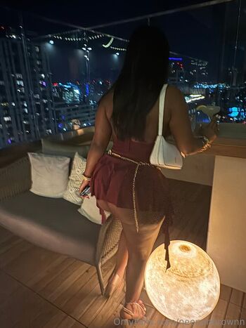 Full leaked Neenahbrownn private photo