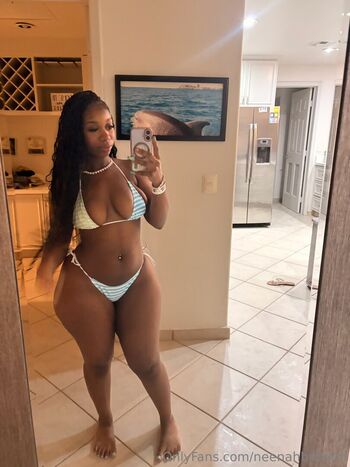 Full leaked Neenahbrownn private photo