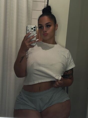 Full leaked Neeyce private photo