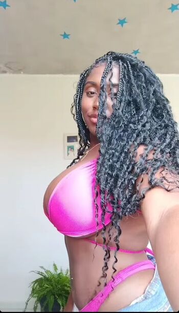 Full leaked Negras peitudas private onlyfans photo
