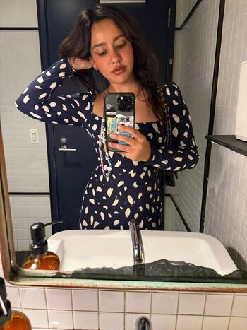 Full leaked Neha sharma private photo
