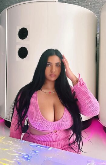 Full leaked Miss raissa nur/ private photo