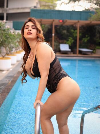 Full leaked Nehhaa malik private photo