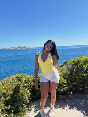 Full leaked Nelly samarasekera private photo
