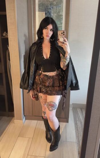 Full leaked Nerdy lil peach private photo