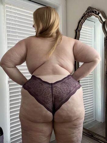 Nerdycurvyandthriving
