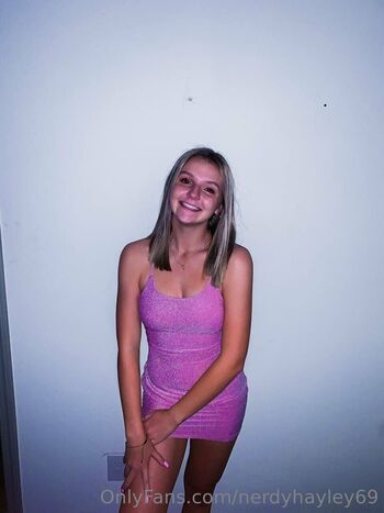Full leaked Nerdyhayley private onlyfans photo