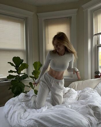 Full leaked Nerushimav page private onlyfans photo