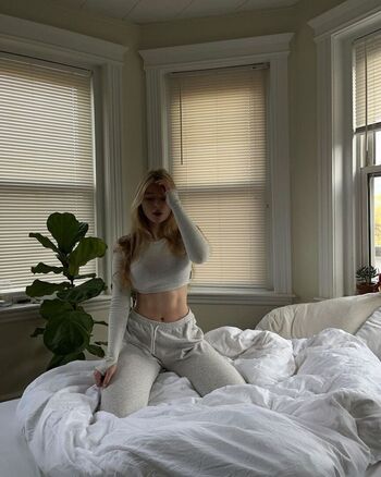 Full leaked Nerushimav page private onlyfans photo