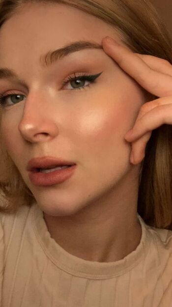 Full leaked Nerushimav page private onlyfans photo