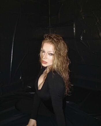 Full leaked Nerushimav page private onlyfans photo