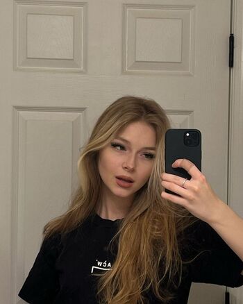 Full leaked Nerushimav page private onlyfans photo