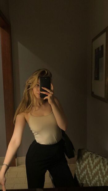 Full leaked Nerushimav page private onlyfans photo