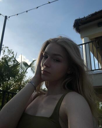 Full leaked Nerushimav page private onlyfans photo