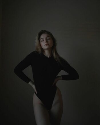 Full leaked Nerushimav page private onlyfans photo