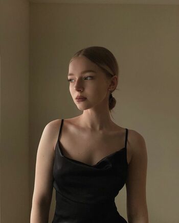 Full leaked Nerushimav page private onlyfans photo