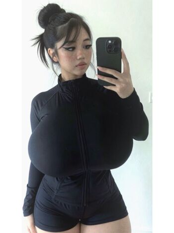 Full leaked Neutralhoneymilkers private photo