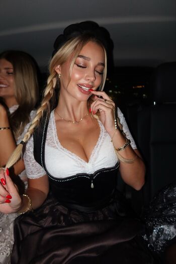 Full leaked Neverbaby private onlyfans photo