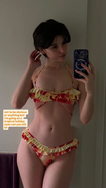 Full leaked Newinsight private photo