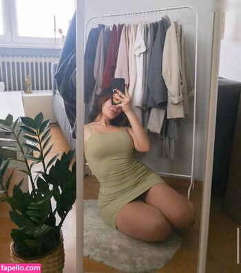Full leaked Neyhr private photo