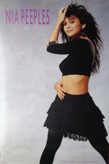 Nia Peeples