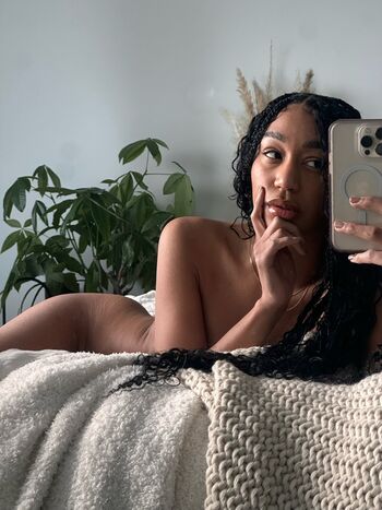 Full leaked Nia simone  page private onlyfans photo