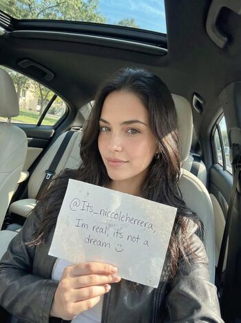 Full leaked Niccole herrera private photo