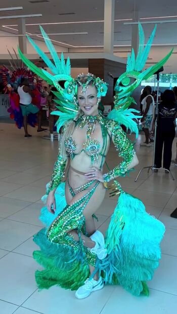 Full leaked Nicole arbour page private onlyfans photo