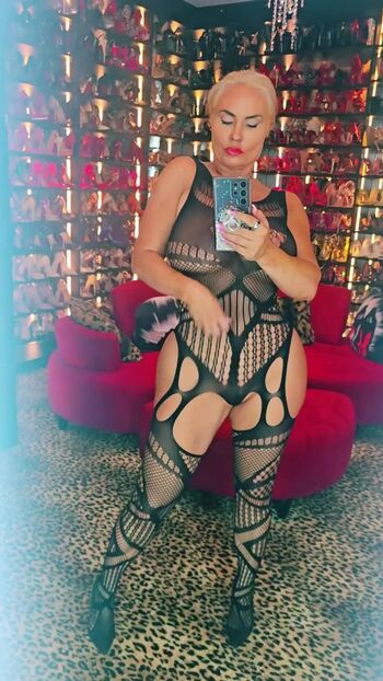 Full leaked Nicole coco austin private photo