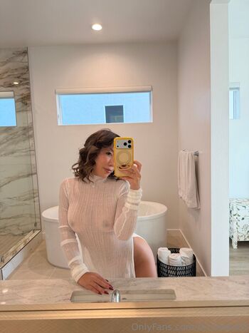 Full leaked Nicole doshi  page private onlyfans photo