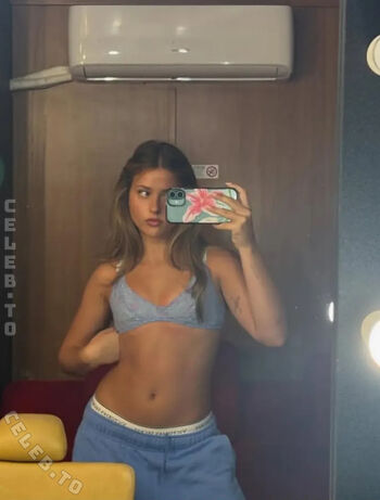 Full leaked Nicole wallace private photo