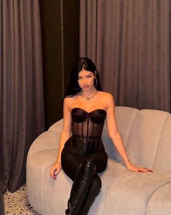 Nicole