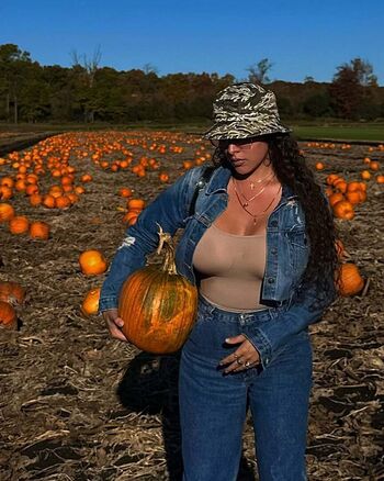 Full leaked Nicolejinsui private onlyfans photo