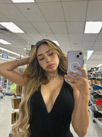 Full leaked Nicolledezaa private photo