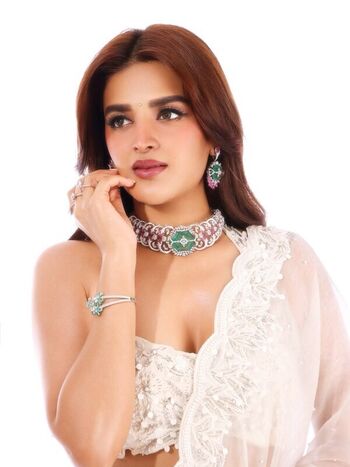 Full leaked Nidhhi agerwal private photo