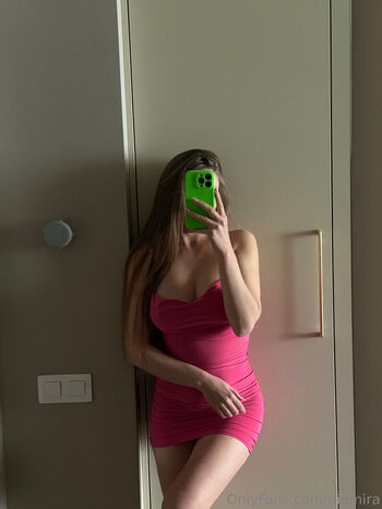 Full leaked Niemira private photo