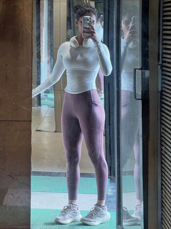 Full leaked Niharika private photo