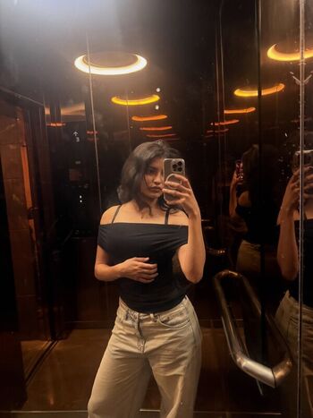 Full leaked Niharika private photo