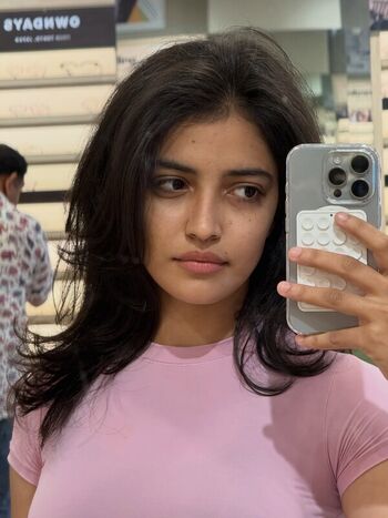 Full leaked Niharika private photo