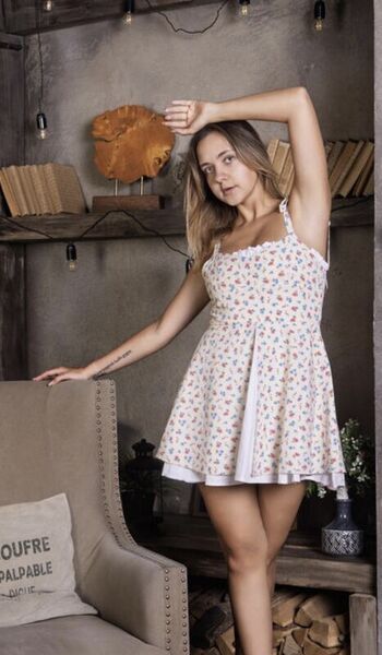 Full leaked Nika strawberry private photo