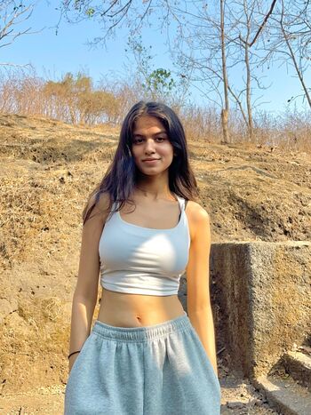 Full leaked Niki lalwani private onlyfans photo