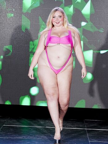 Full leaked Niki peacock private photo